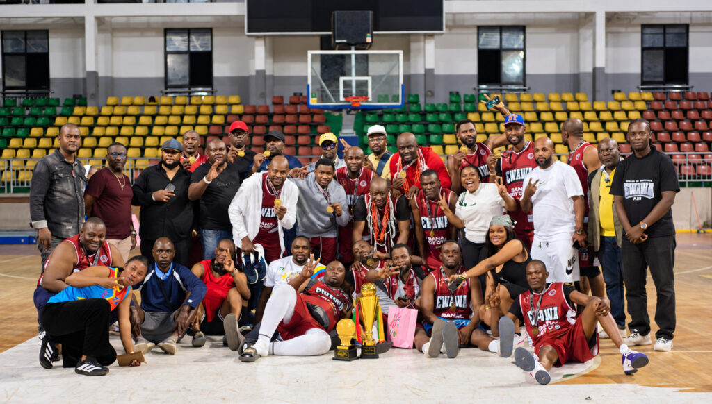 Bana Kot'oyo célébrant leur victoire à Ewawa Plus 2026 à Brazzaville